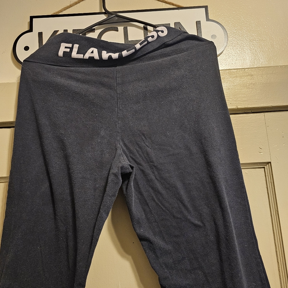 Women's "Flawless" Leggings